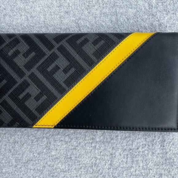 Walet - Picture 3 of 10